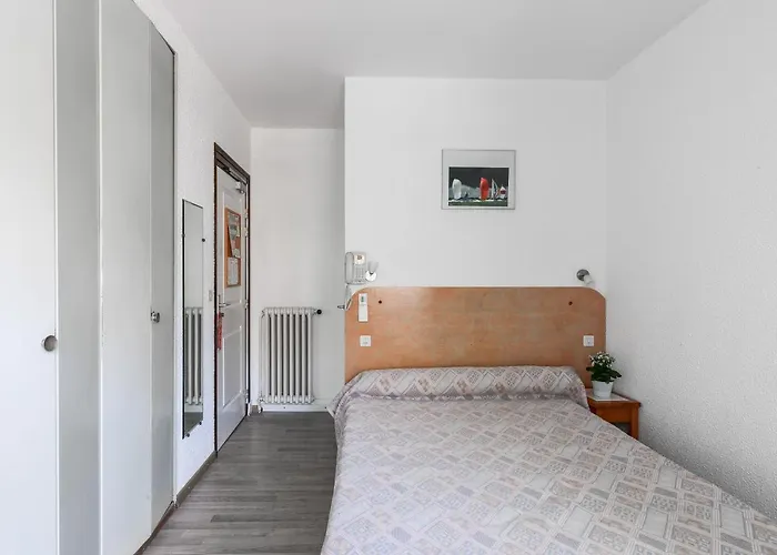 Le Preconil 2* سانت ماكسيم